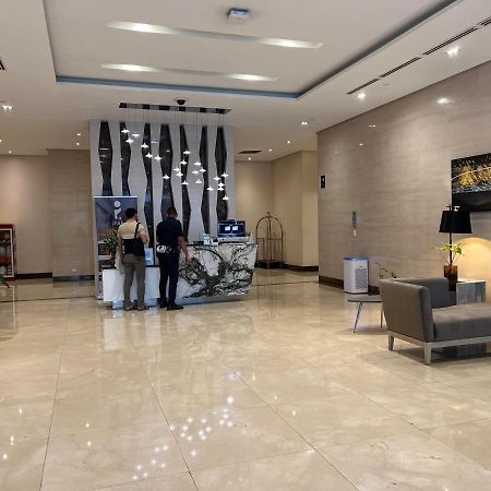 Condotel In Venice Grand Canal Mall Taguig Exterior photo